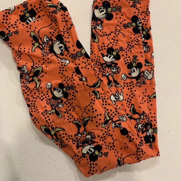 LuLaRoe Pants - Lularoe Disney legging